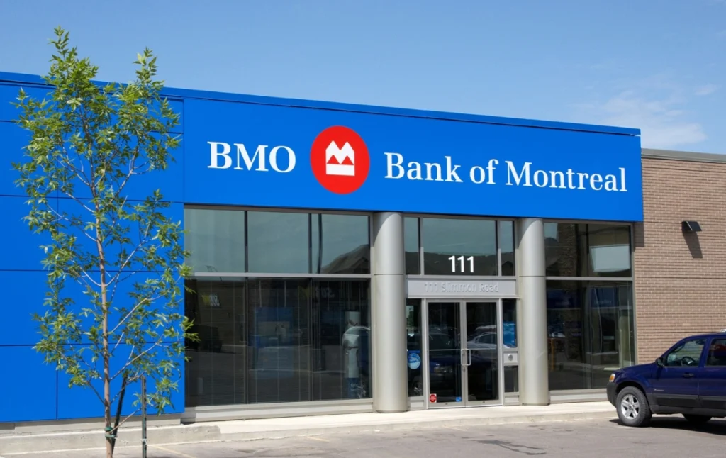 BMO finance group Hiring:Personal Banking Associate